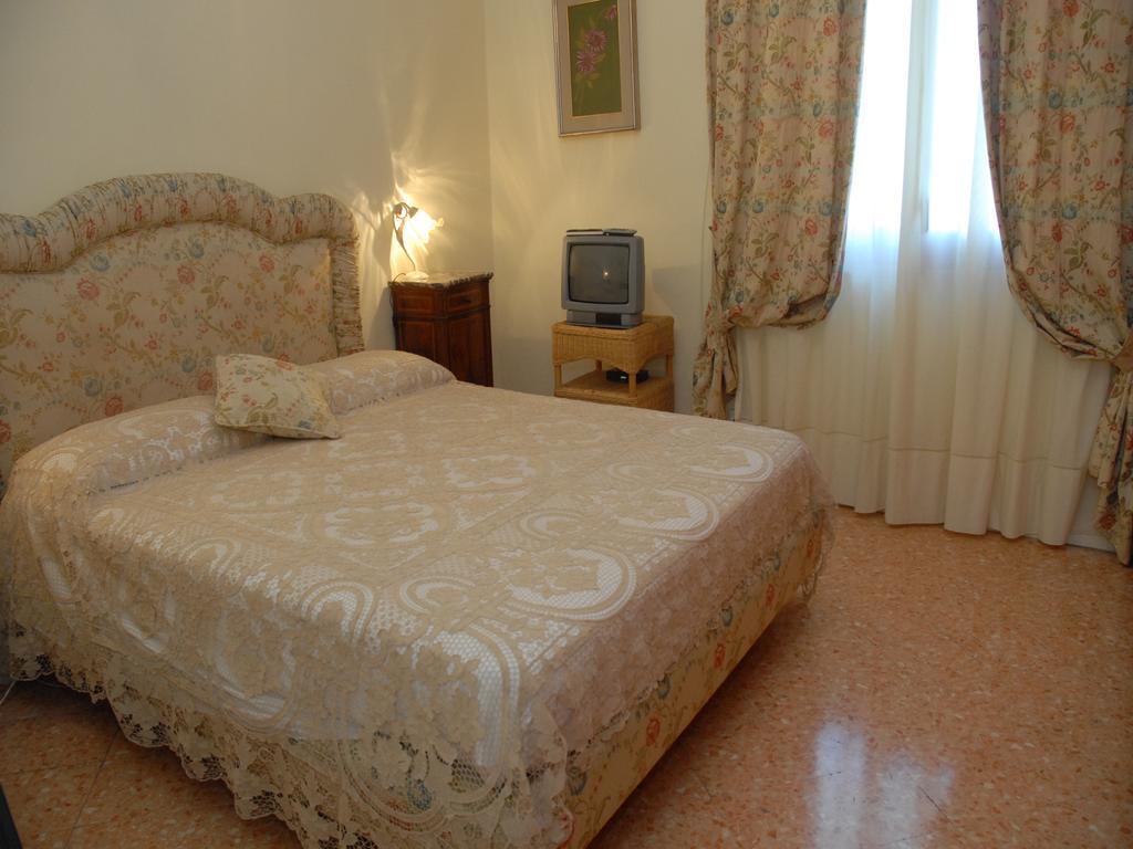 Casa Rachele Bed and Breakfast Piano di Sorrento Kamer foto